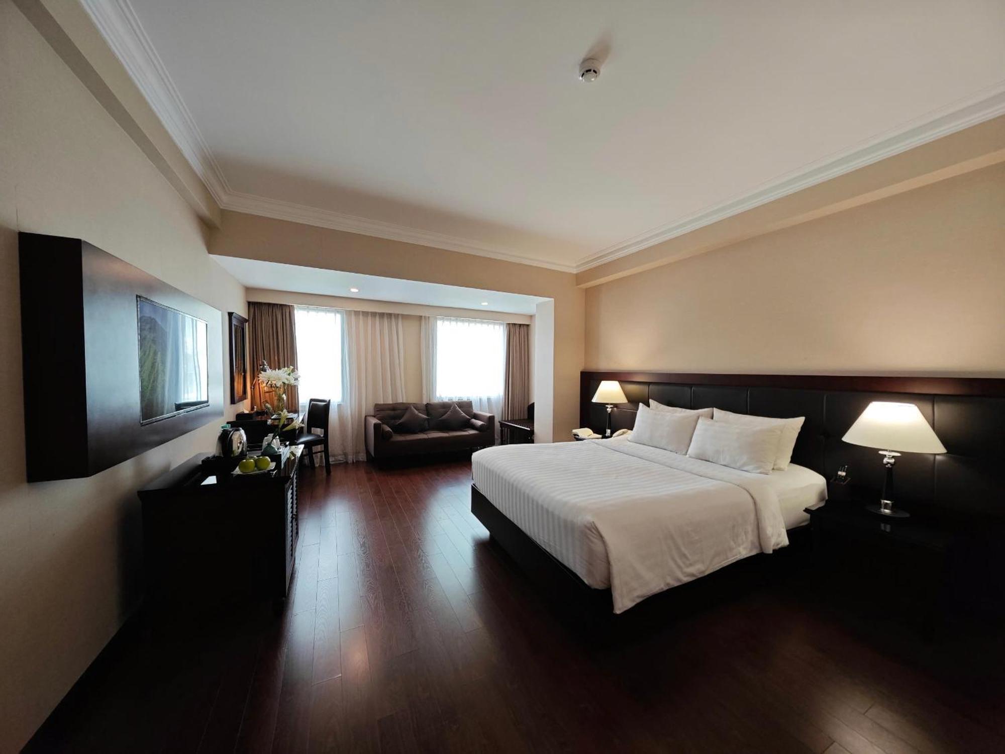 Nhat Ha 2 Khách sạn TP. Hồ Chí Minh