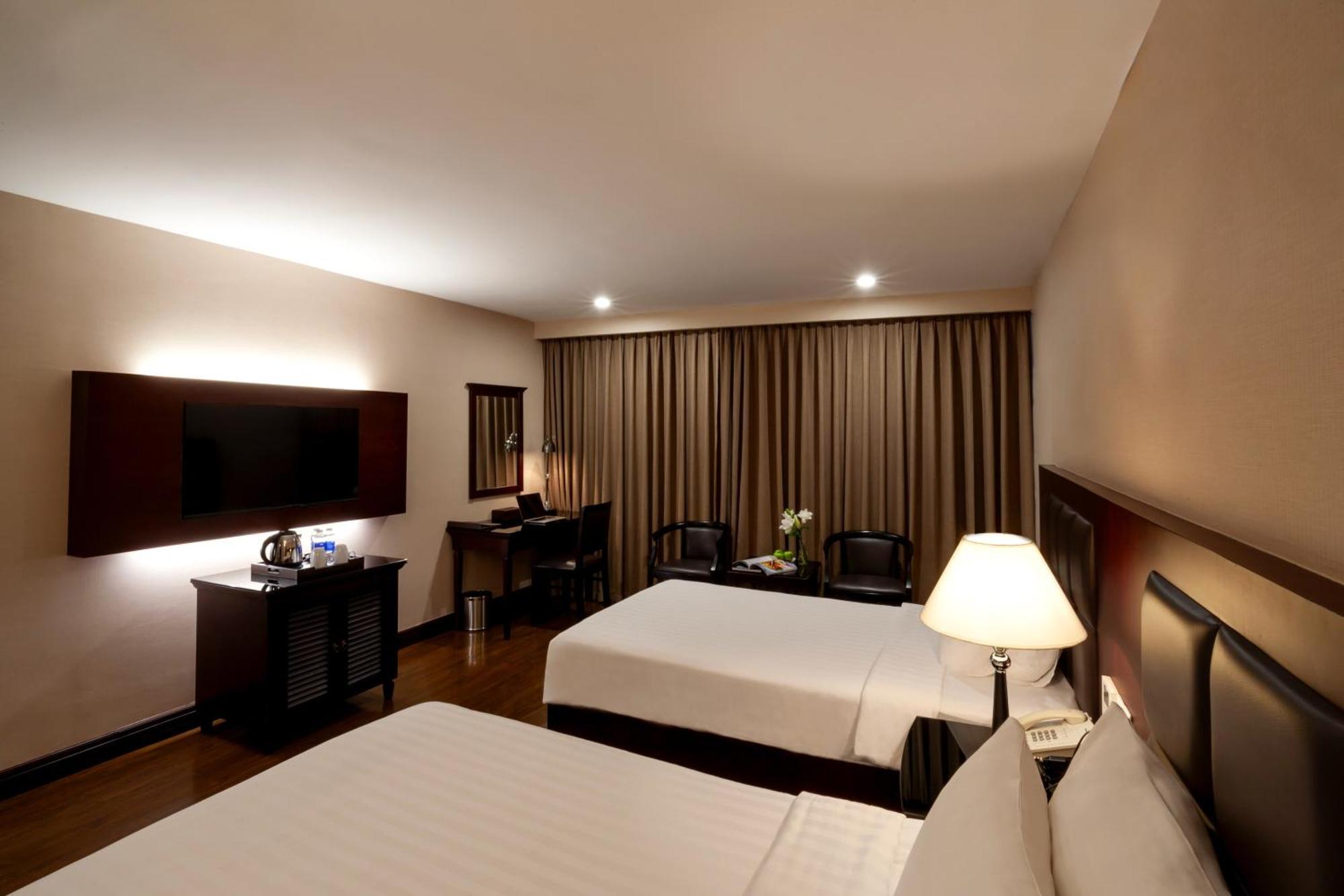Khách sạn Nhat Ha 2 3*