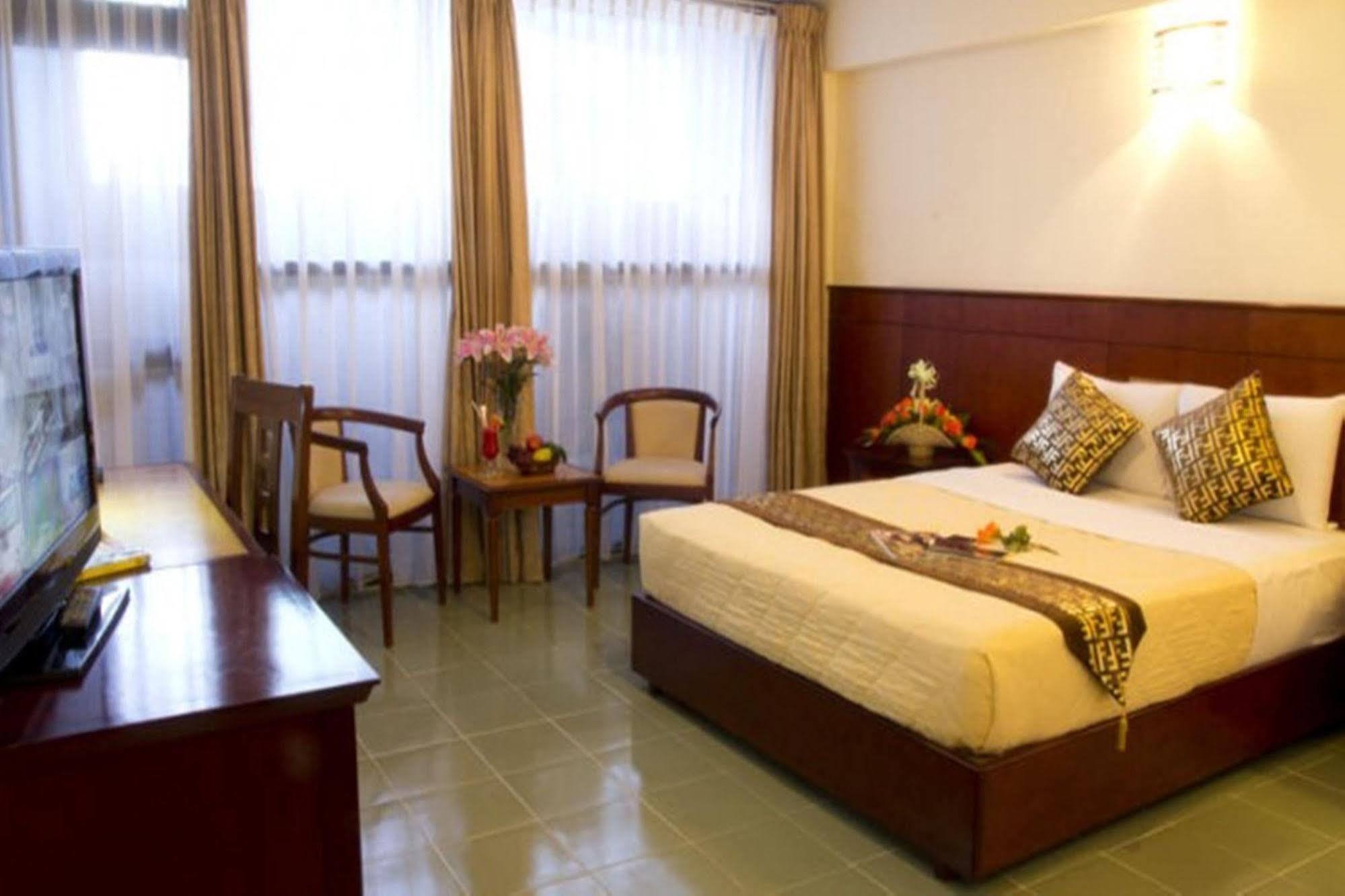 Khách sạn Nhat Ha 2 3*