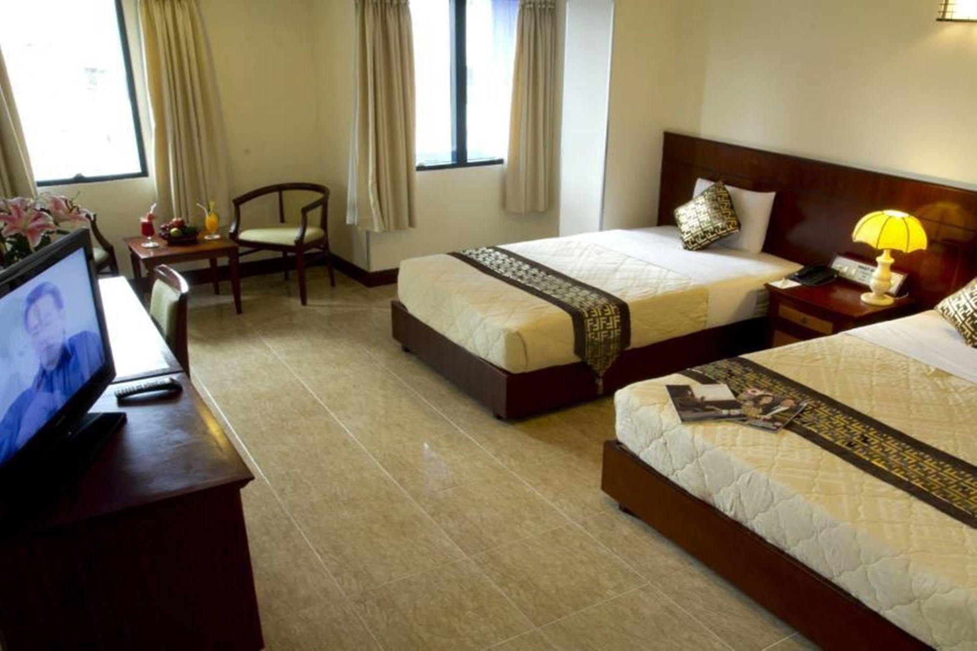 Nhat Ha 2 Khách sạn 3*